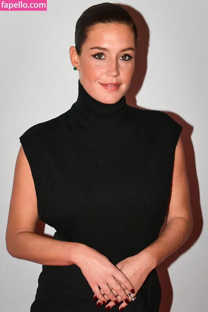 Adele Exarchopoulos / adeleexarchopoulos Onlyfans Photo Gallery 