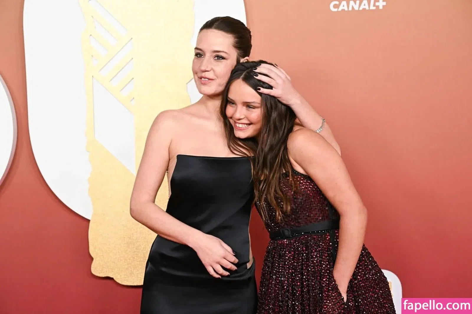 Adele Exarchopoulos / adeleexarchopoulos Onlyfans Photo Gallery 