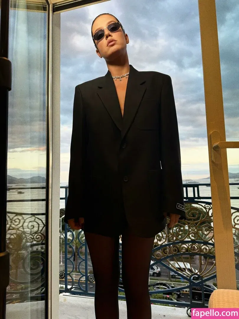 Adele Exarchopoulos / adeleexarchopoulos Onlyfans Photo Gallery 