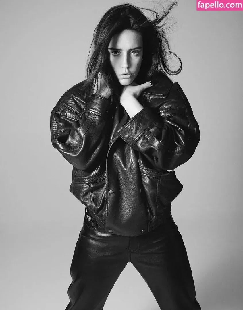 Adele Exarchopoulos / adeleexarchopoulos Onlyfans Photo Gallery 