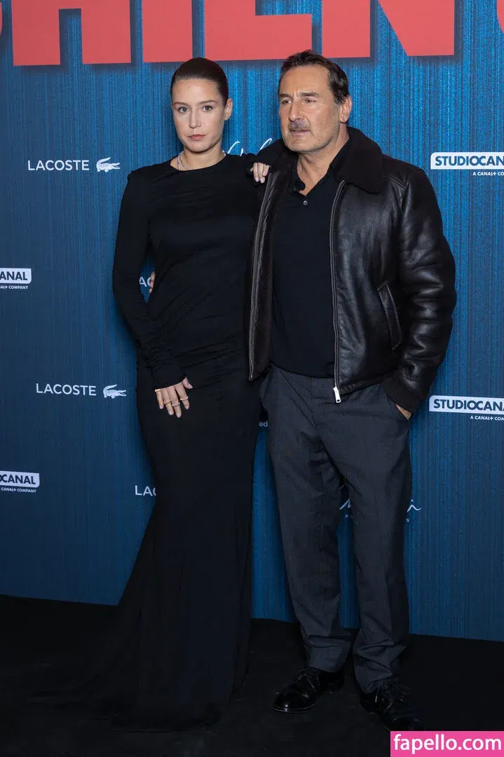 Adele Exarchopoulos / adeleexarchopoulos Onlyfans Photo Gallery 