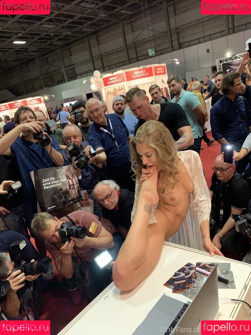 Tiffany Tatum / real_tiffany / real_tiffanytatum Onlyfans Photo Gallery 