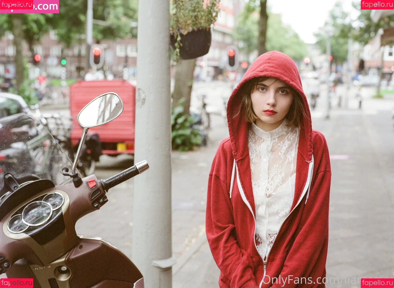 Liara Roux / liararoux Onlyfans Photo Gallery 