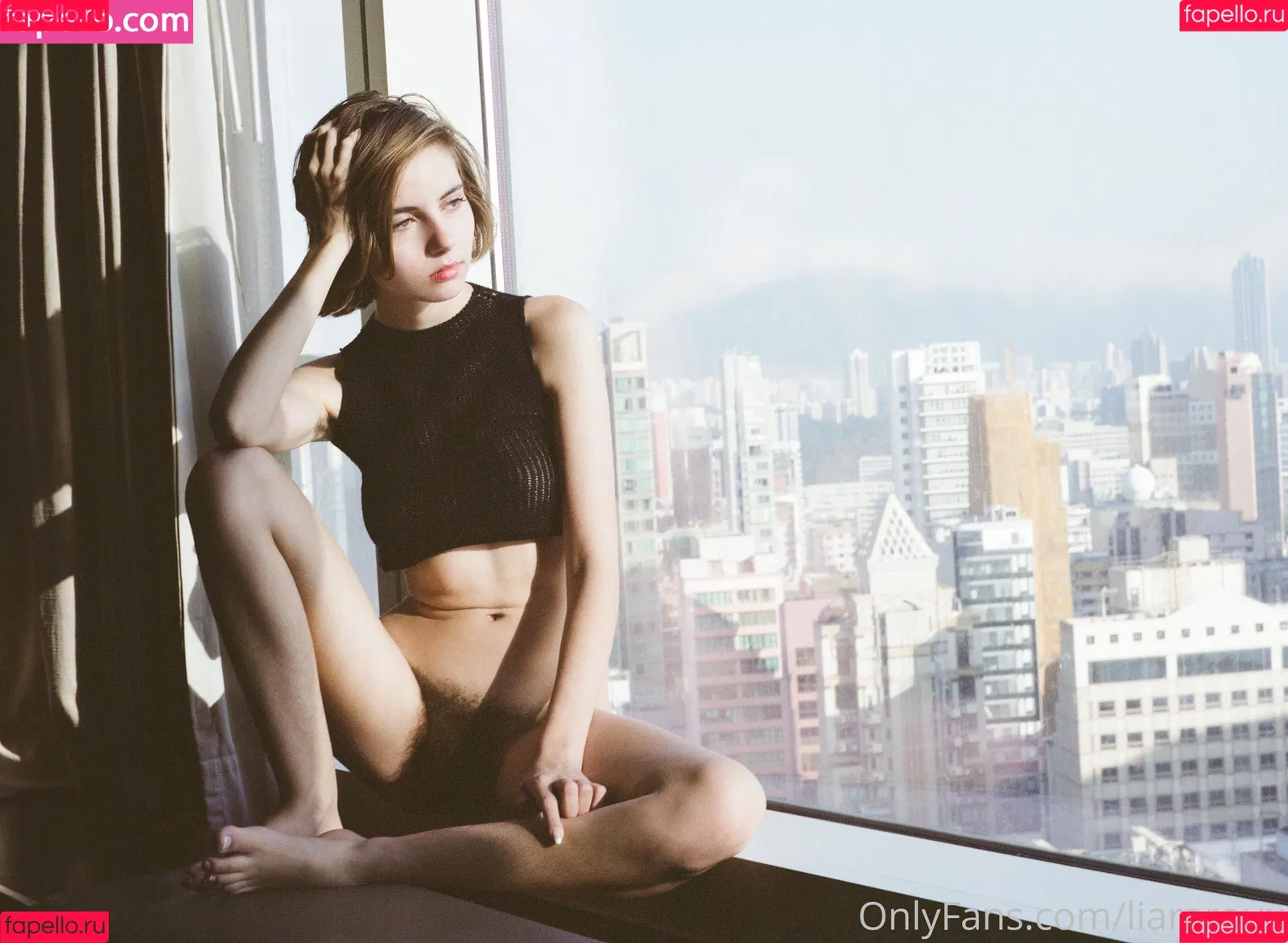 Liara Roux / liararoux Onlyfans Photo Gallery 