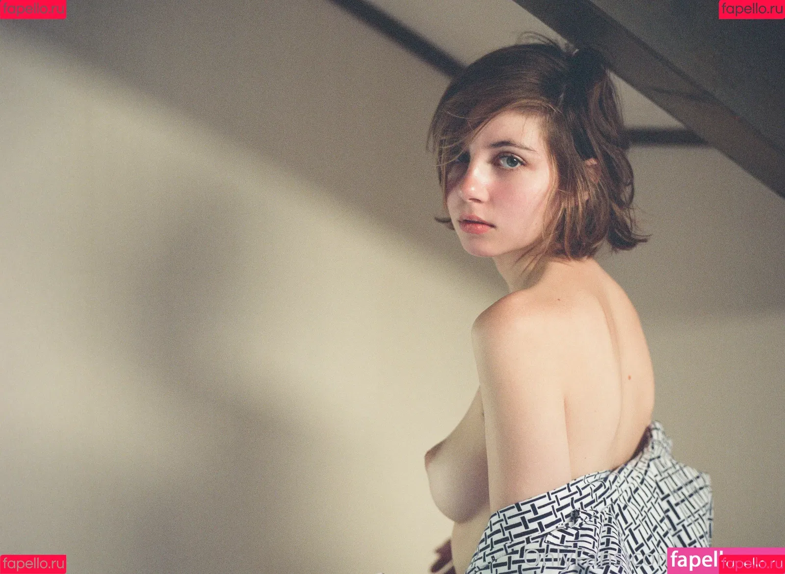 Liara Roux / liararoux Onlyfans Photo Gallery 