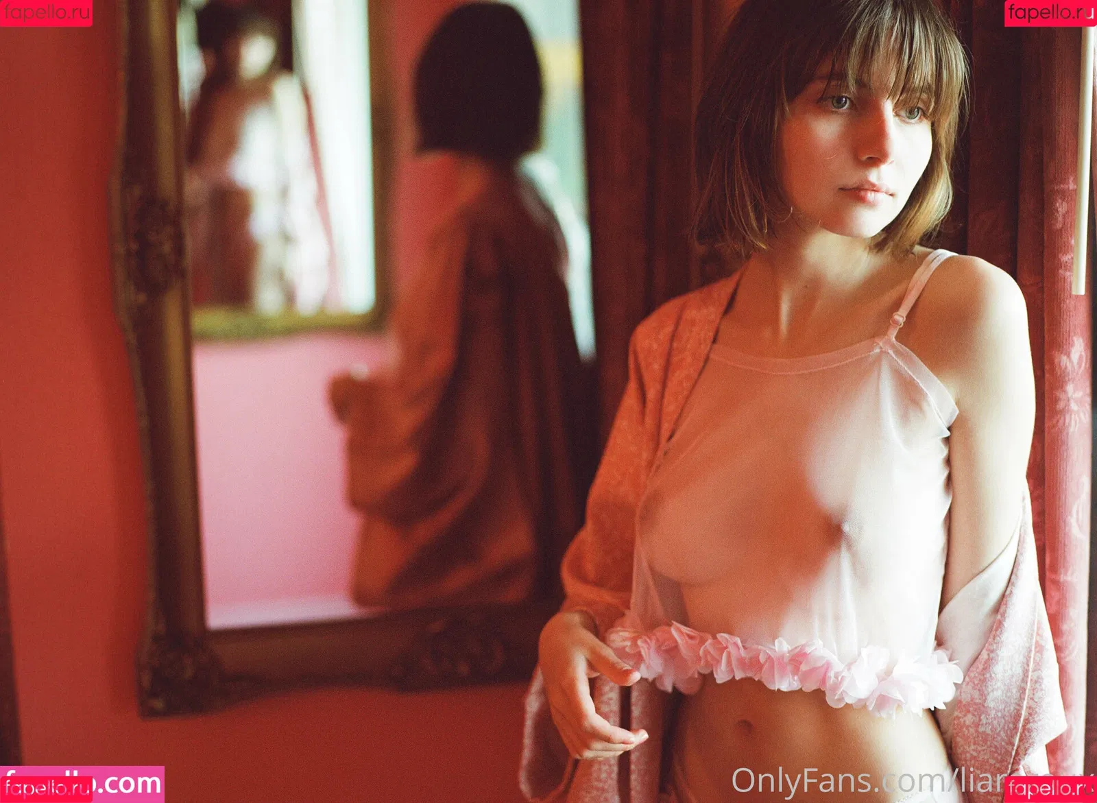 Liara Roux / liararoux Onlyfans Photo Gallery 