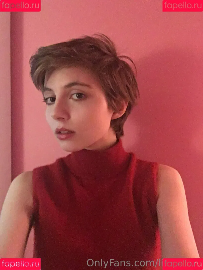 Liara Roux / liararoux Onlyfans Photo Gallery 