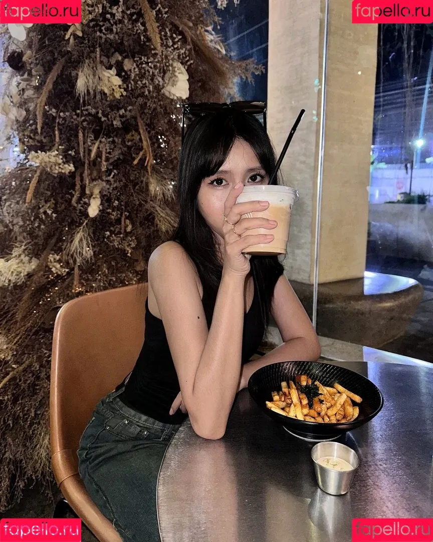 Skaye Cosplay / avrora_sg / skaye_oomi Onlyfans Photo Gallery 