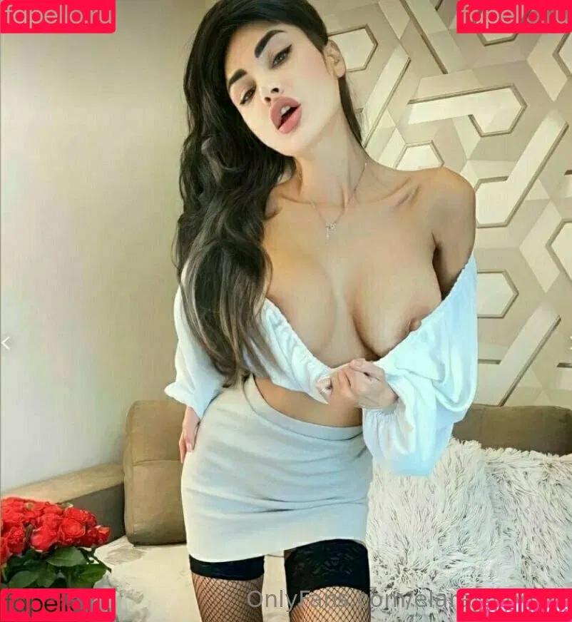 elara_moonq / elaramoonllc Onlyfans Photo Gallery 