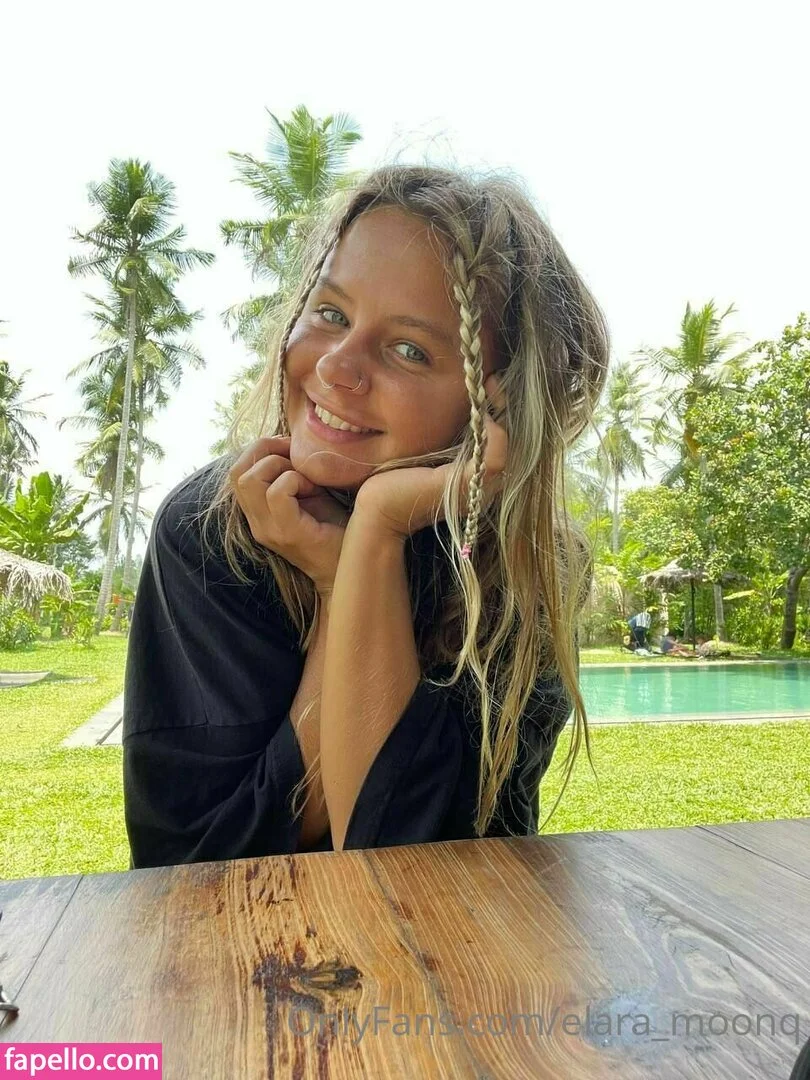 elara_moonq / elaramoonllc Onlyfans Photo Gallery 