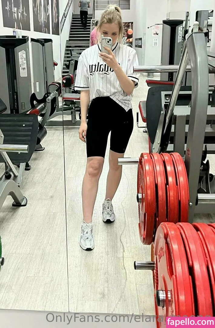 elara_moonq / elaramoonllc Onlyfans Photo Gallery 