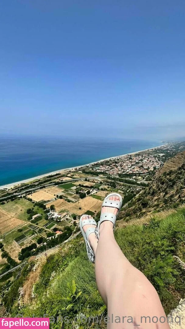 elara_moonq / elaramoonllc Onlyfans Photo Gallery 