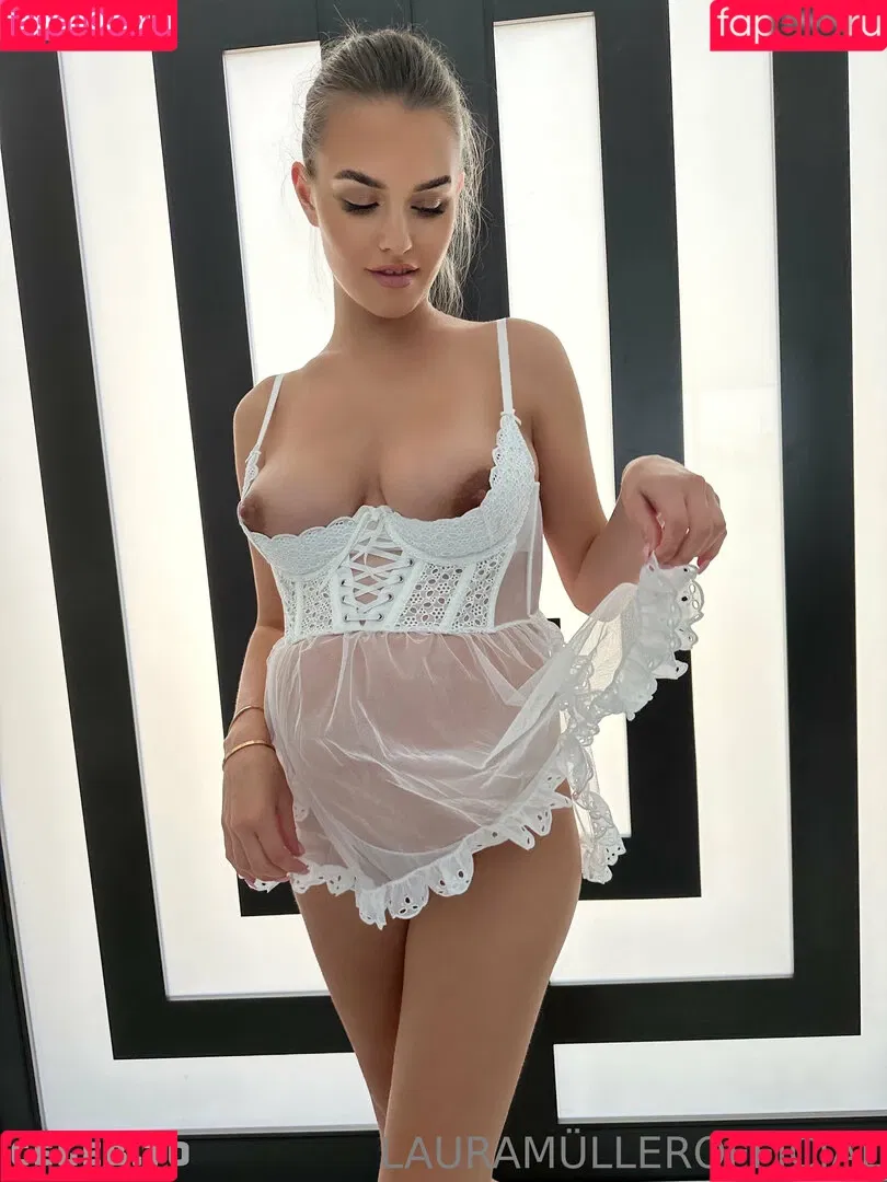 Laura Müller / lauramuellerofficial Onlyfans Photo Gallery 