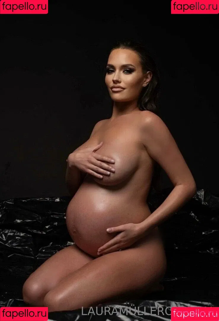 Laura Müller / lauramuellerofficial Onlyfans Photo Gallery 