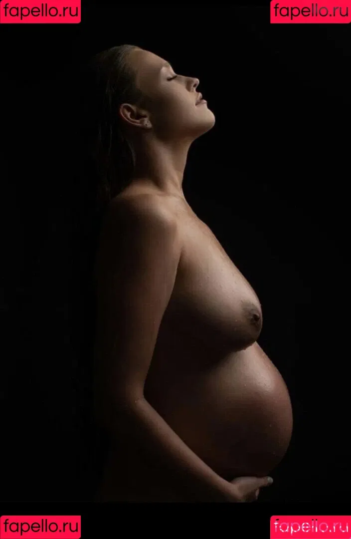 Laura Müller / lauramuellerofficial Onlyfans Photo Gallery 