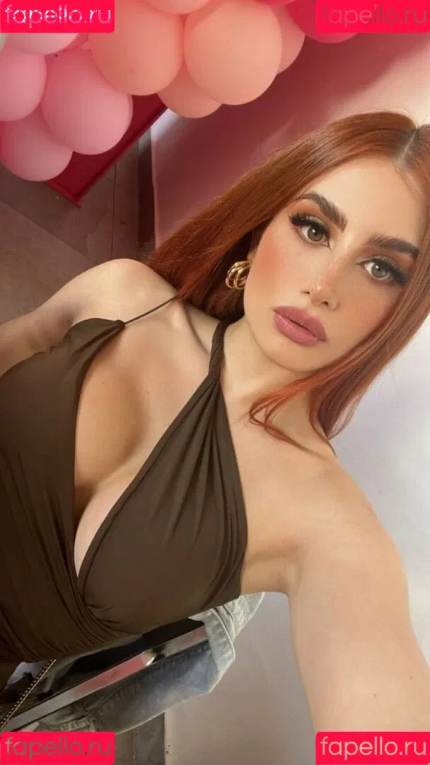 Leslie Pecas Onlyfans Photo Gallery 