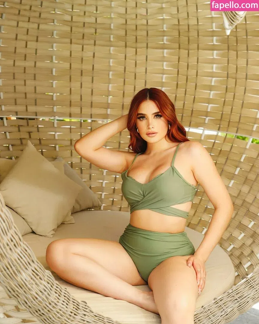 Leslie Pecas Onlyfans Photo Gallery 