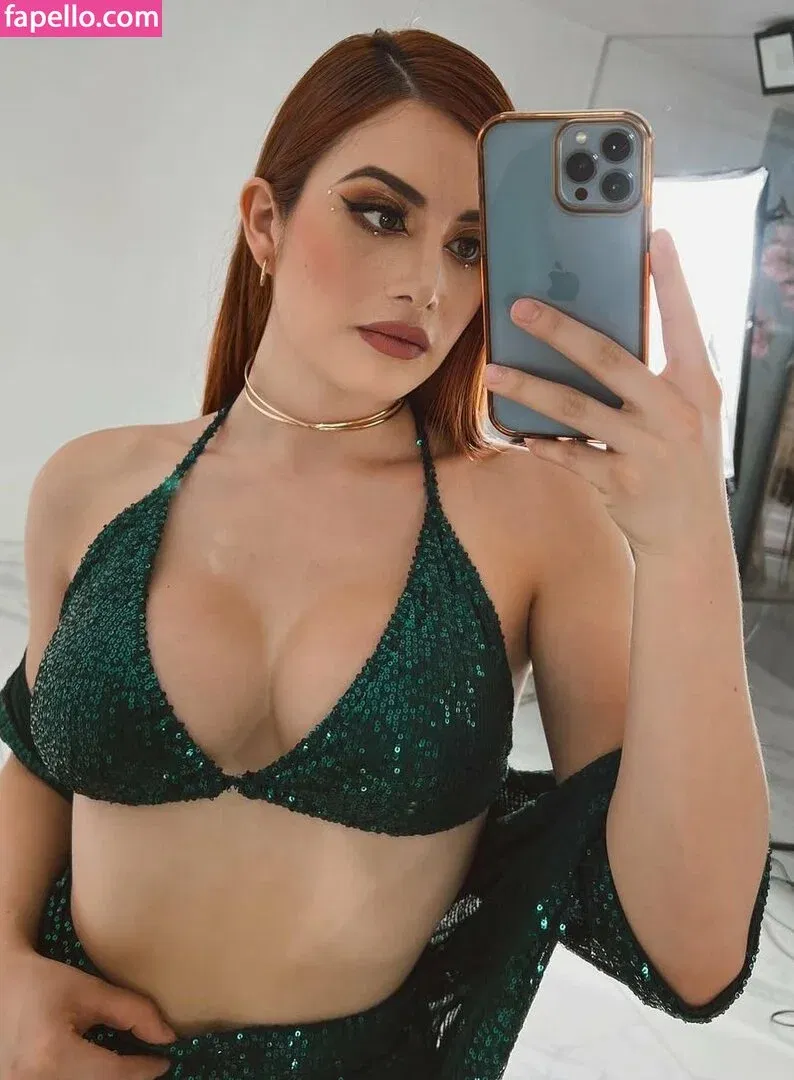 Leslie Pecas Onlyfans Photo Gallery 