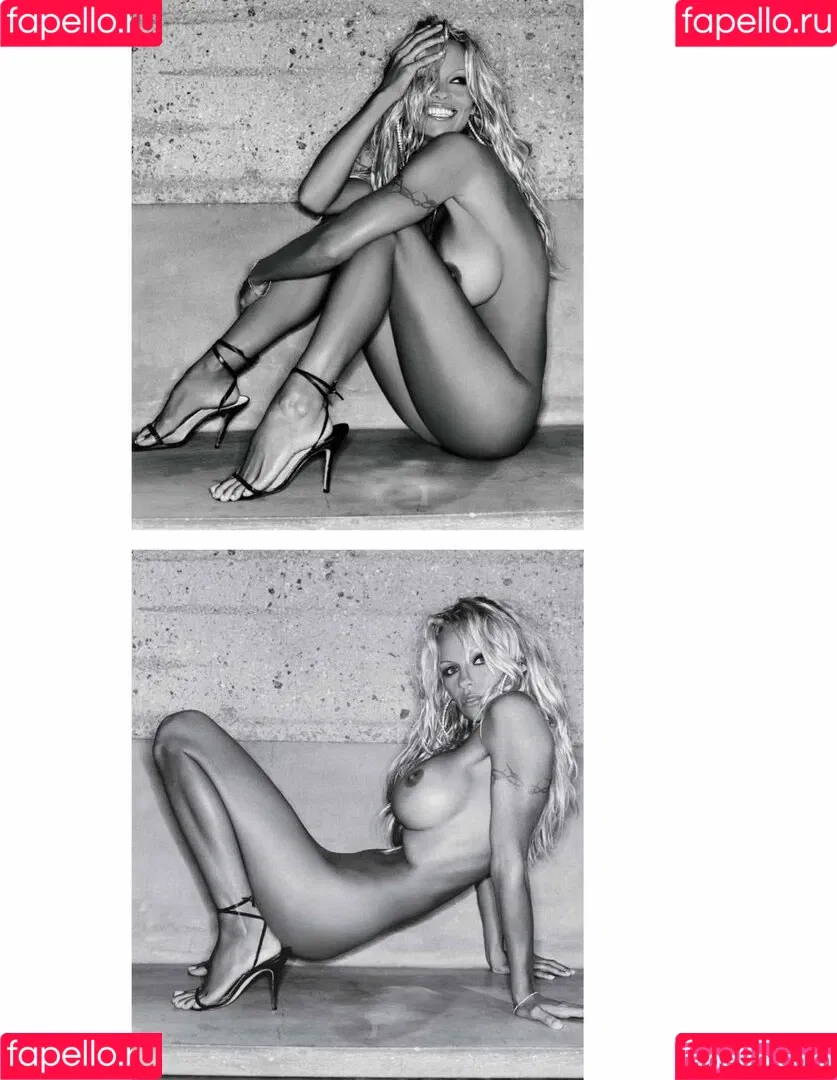 Pamela Anderson / mepamelaanderson / pamelaanderson Onlyfans Photo Gallery 
