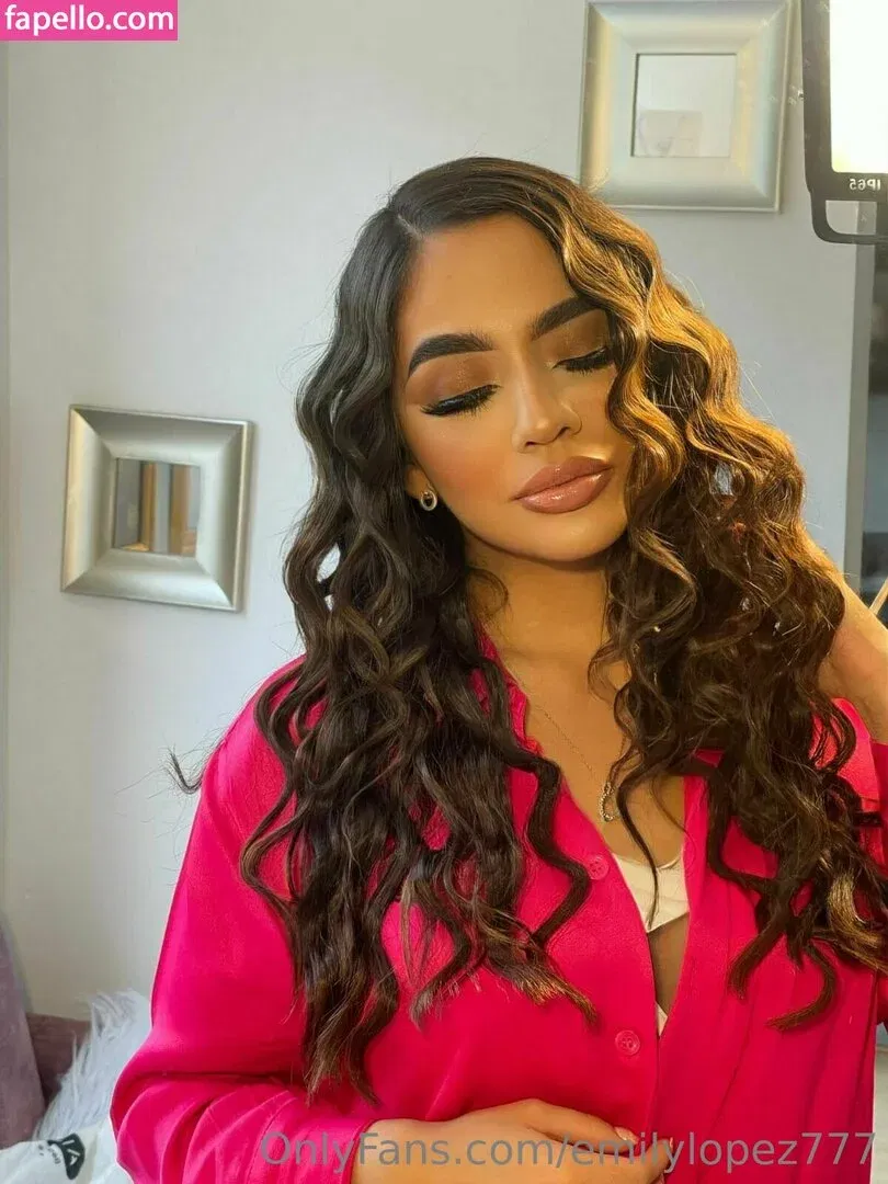 emsexylips / emskorup Onlyfans Photo Gallery 