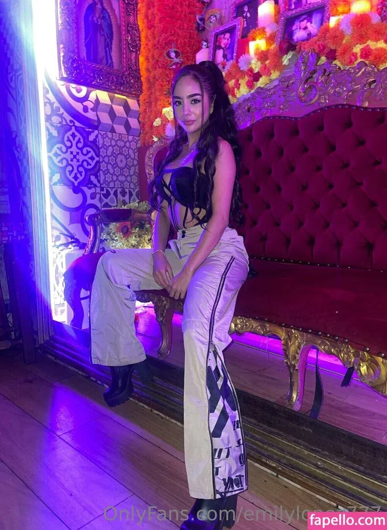 emsexylips / emskorup Onlyfans Photo Gallery 