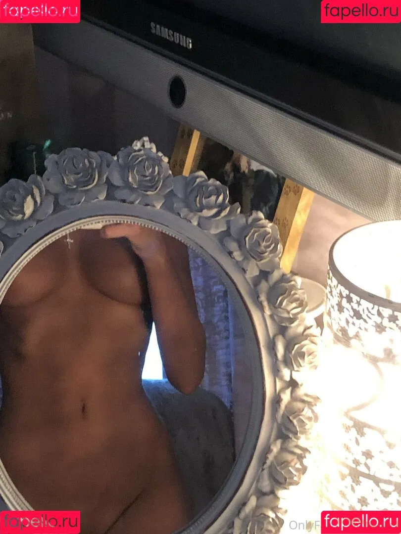 Kyia Peters Basildon / _kyia._ / bbygirl29 / kyia13833672 Onlyfans Photo Gallery 