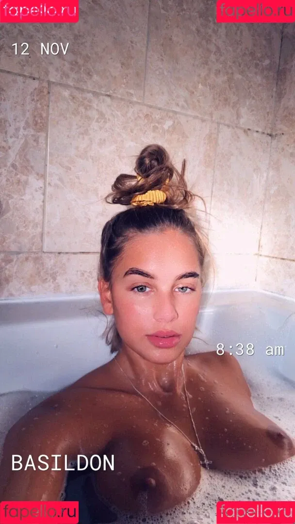 Kyia Peters Basildon / _kyia._ / bbygirl29 / kyia13833672 Onlyfans Photo Gallery 