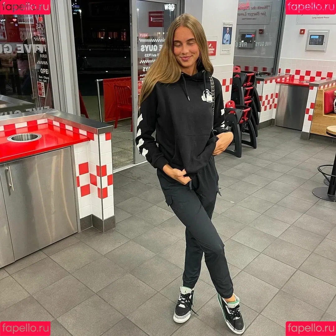 Kyia Peters Basildon / _kyia._ / bbygirl29 / kyia13833672 Onlyfans Photo Gallery 