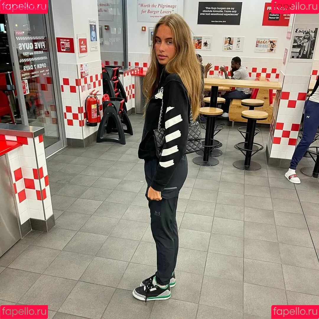 Kyia Peters Basildon / _kyia._ / bbygirl29 / kyia13833672 Onlyfans Photo Gallery 