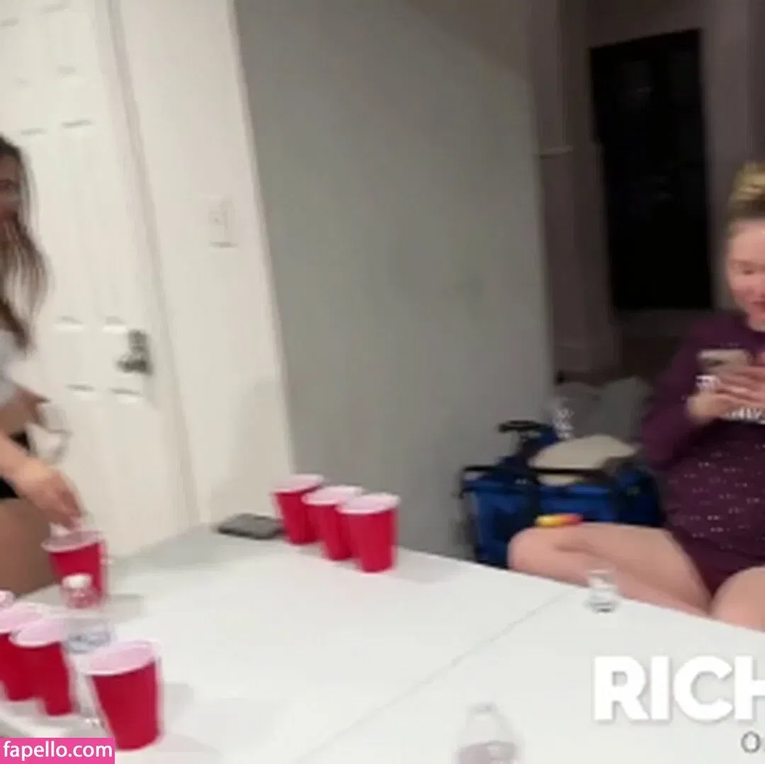 Biggpearl / Richh Des / onenonlydes Onlyfans Photo Gallery 