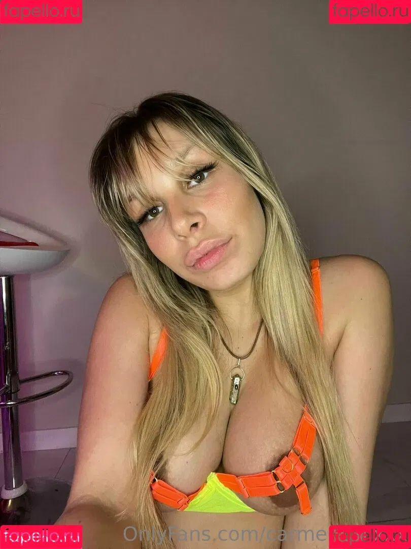 carmencalientefanpage / carmencalixxx Onlyfans Photo Gallery 