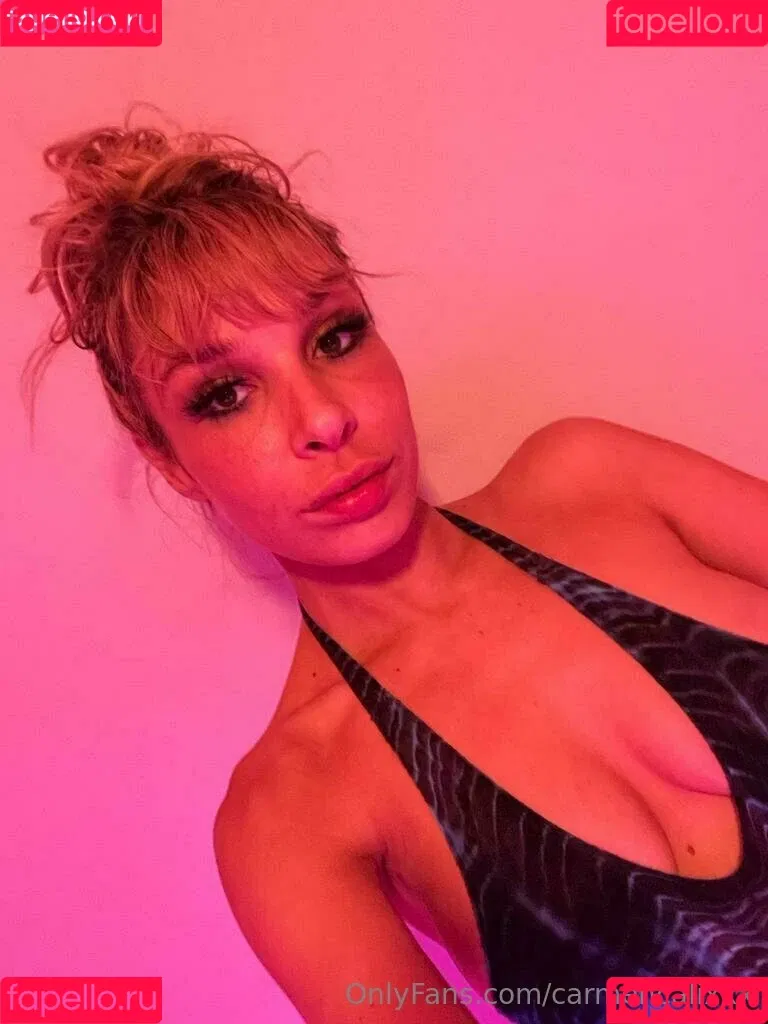 carmencalientefanpage / carmencalixxx Onlyfans Photo Gallery 