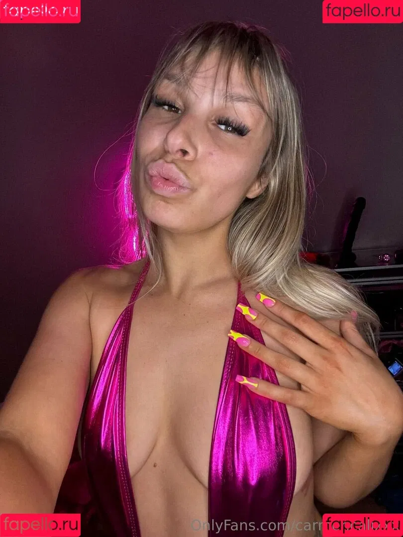 carmencalientefanpage / carmencalixxx Onlyfans Photo Gallery 