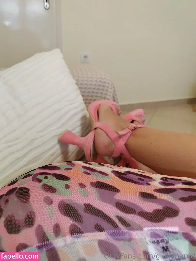 giulianared / the.real.giulianared Onlyfans Photo Gallery 