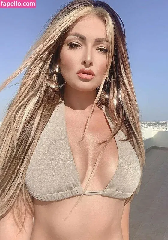 S H A N E L / shanel_elle / syshanel Onlyfans Photo Gallery 