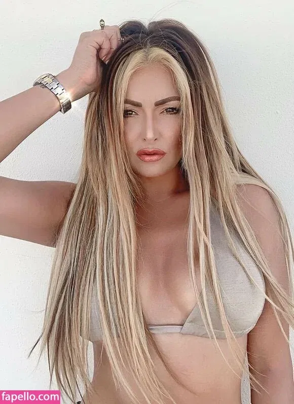 S H A N E L / shanel_elle / syshanel Onlyfans Photo Gallery 