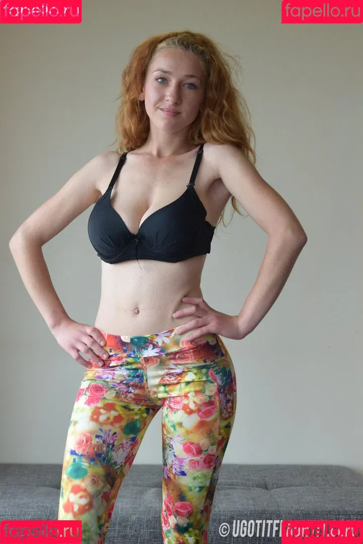 Leicester girl Emma S / Ugotitflauntit Onlyfans Photo Gallery 