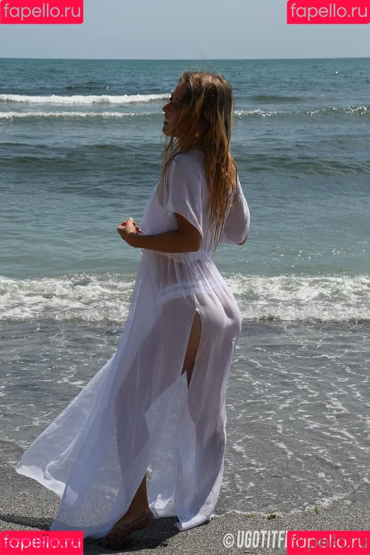 Leicester girl Emma S / Ugotitflauntit Onlyfans Photo Gallery 