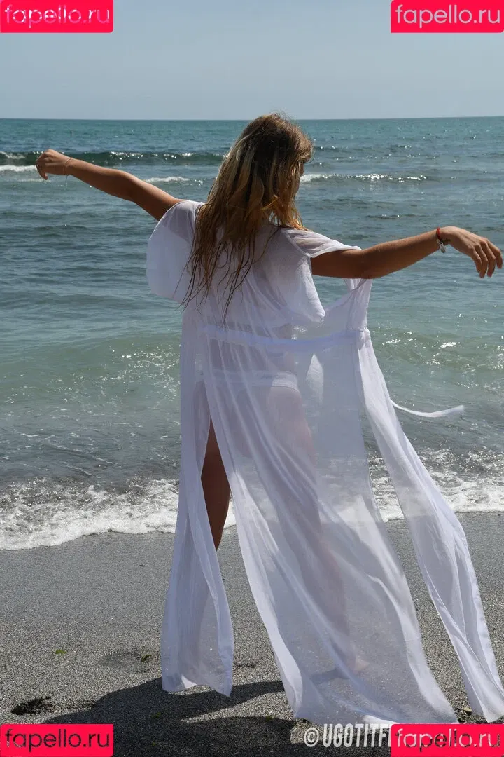 Leicester girl Emma S / Ugotitflauntit Onlyfans Photo Gallery 