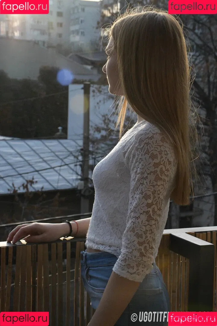 Leicester girl Emma S / Ugotitflauntit Onlyfans Photo Gallery 