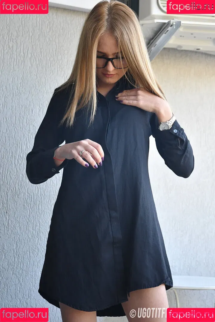 Leicester girl Emma S / Ugotitflauntit Onlyfans Photo Gallery 