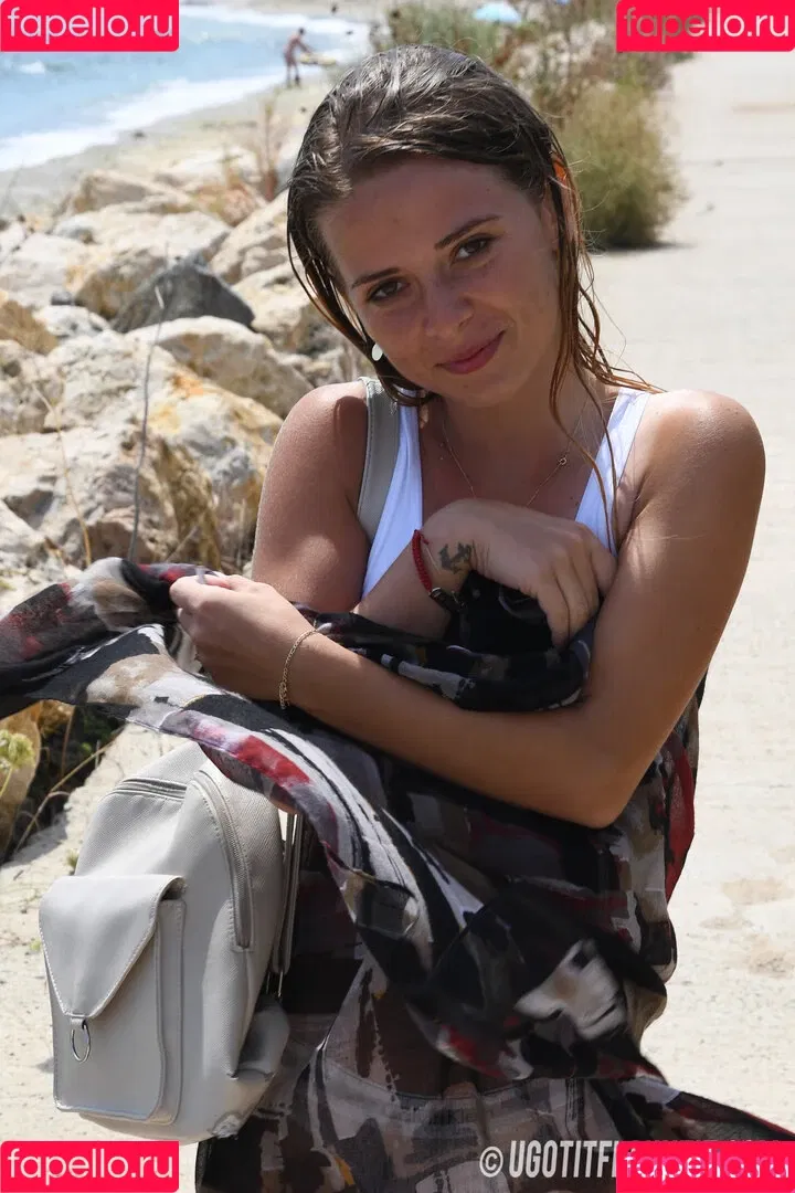 Leicester girl Emma S / Ugotitflauntit Onlyfans Photo Gallery 