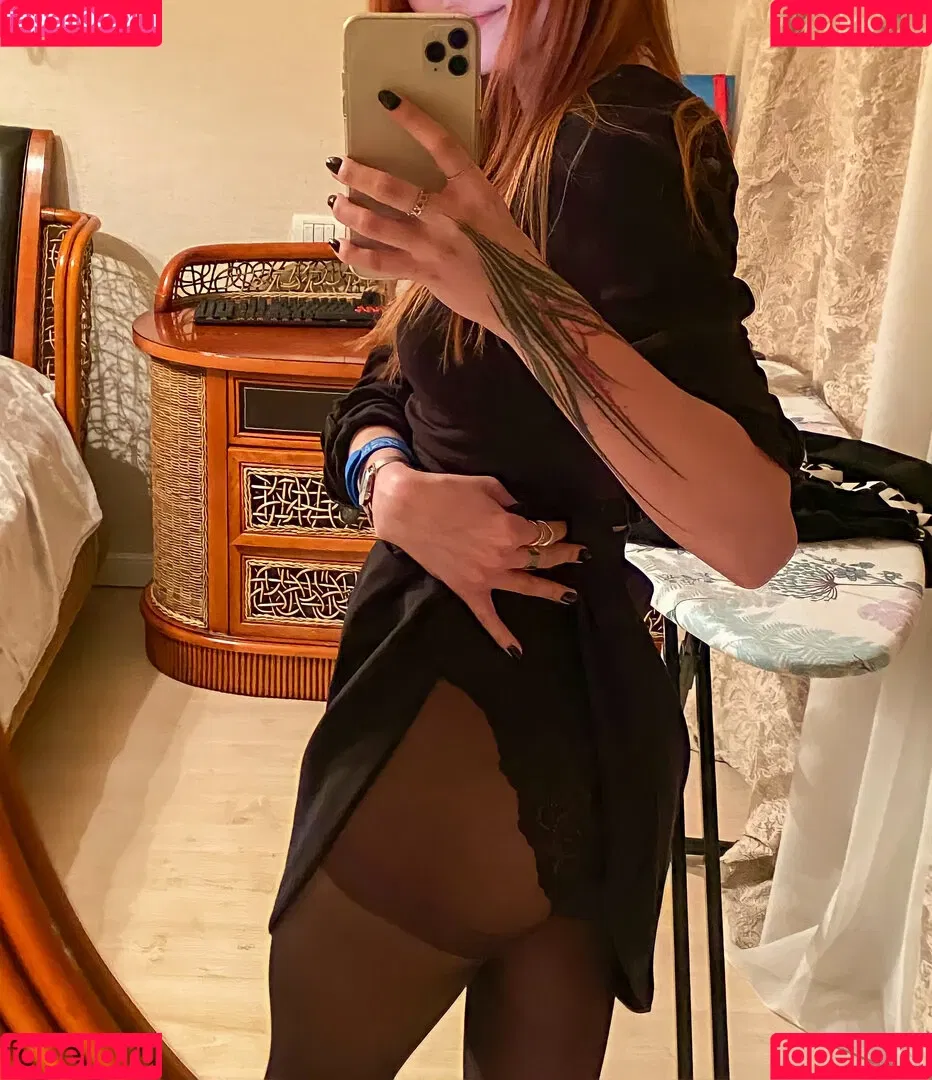 smorodinova Onlyfans Photo Gallery 