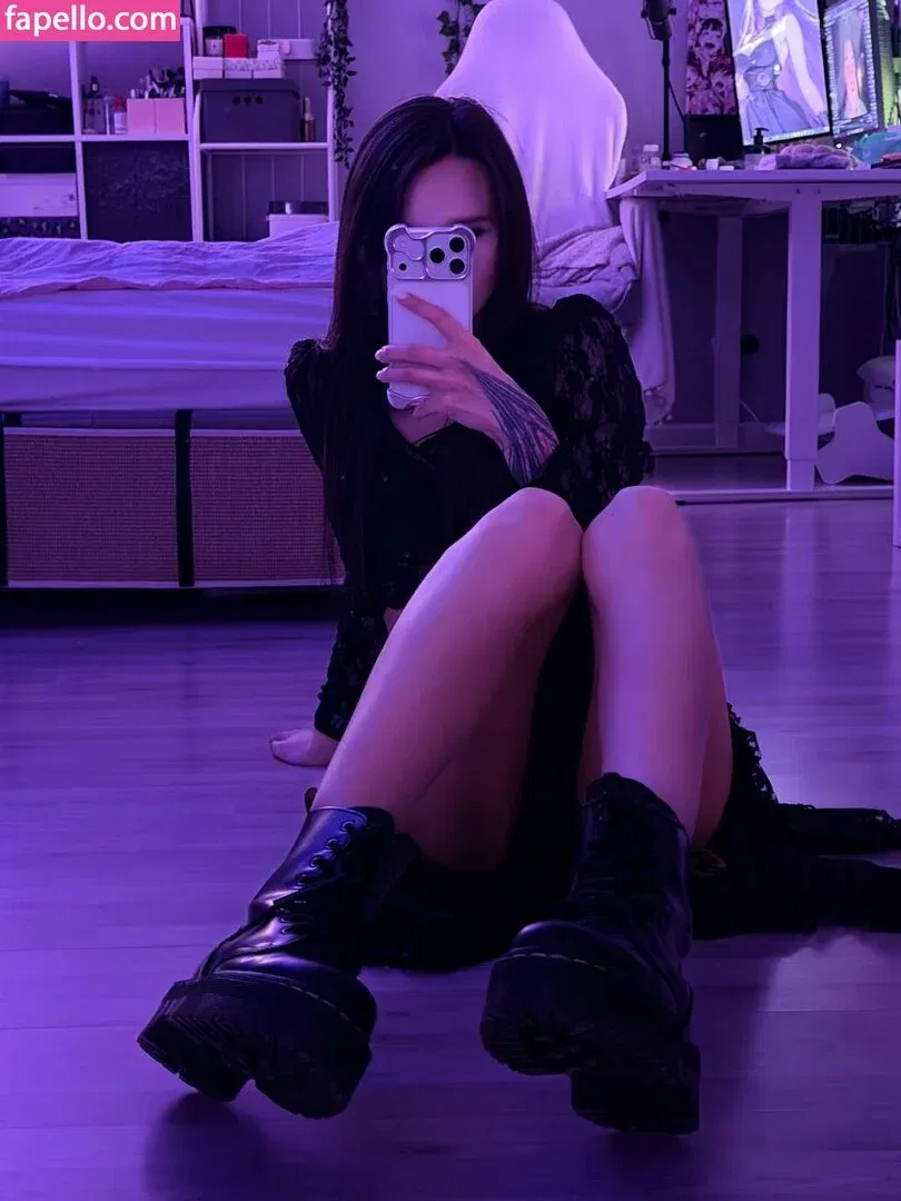 smorodinova Onlyfans Photo Gallery 