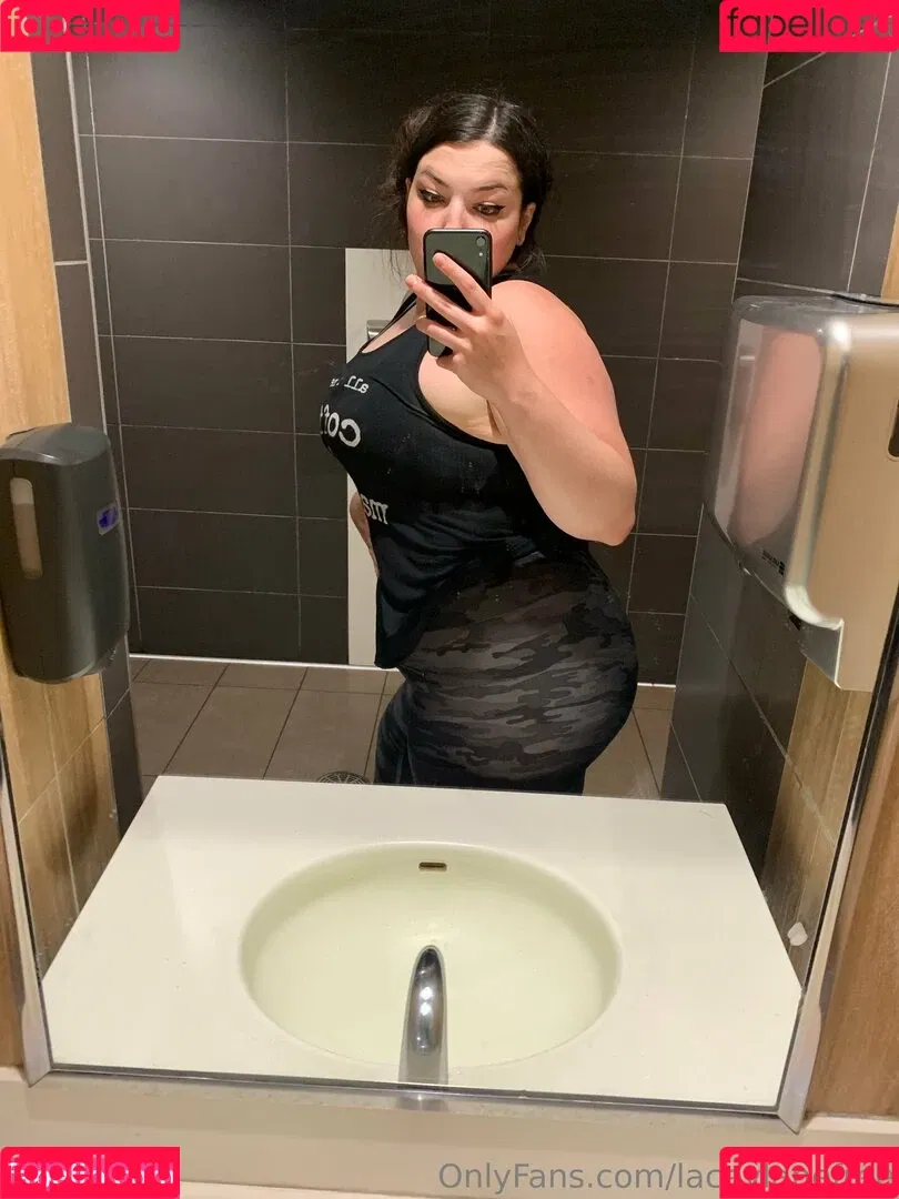 laceyfree / laceylanefree Onlyfans Photo Gallery 