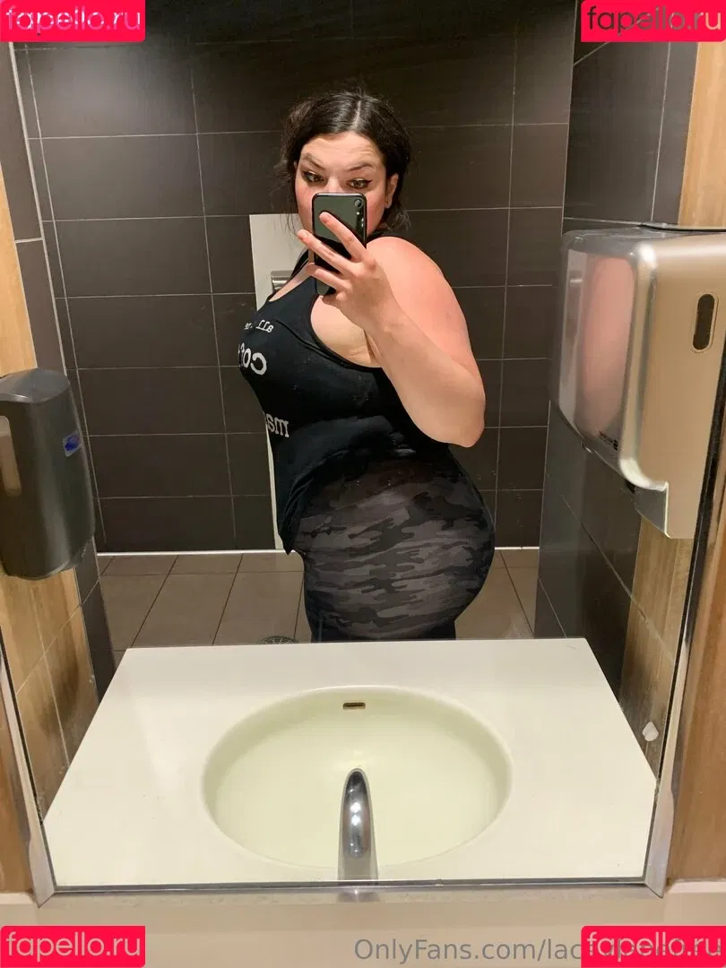 laceyfree / laceylanefree Onlyfans Photo Gallery 