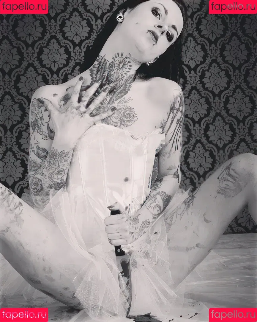 Sina Minou / sinaminou Onlyfans Photo Gallery 