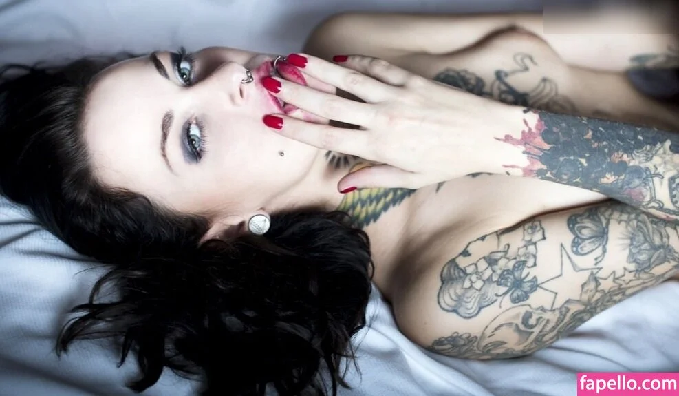 Sina Minou / sinaminou Onlyfans Photo Gallery 