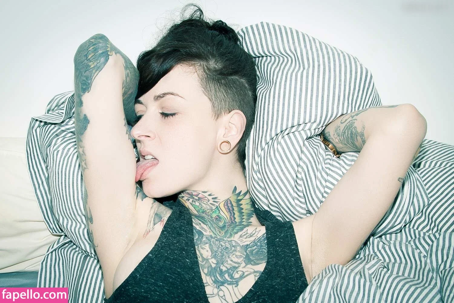 Sina Minou / sinaminou Onlyfans Photo Gallery 