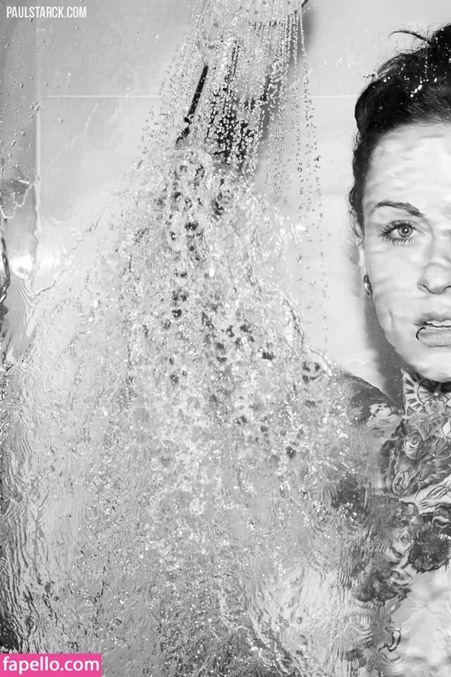 Sina Minou / sinaminou Onlyfans Photo Gallery 